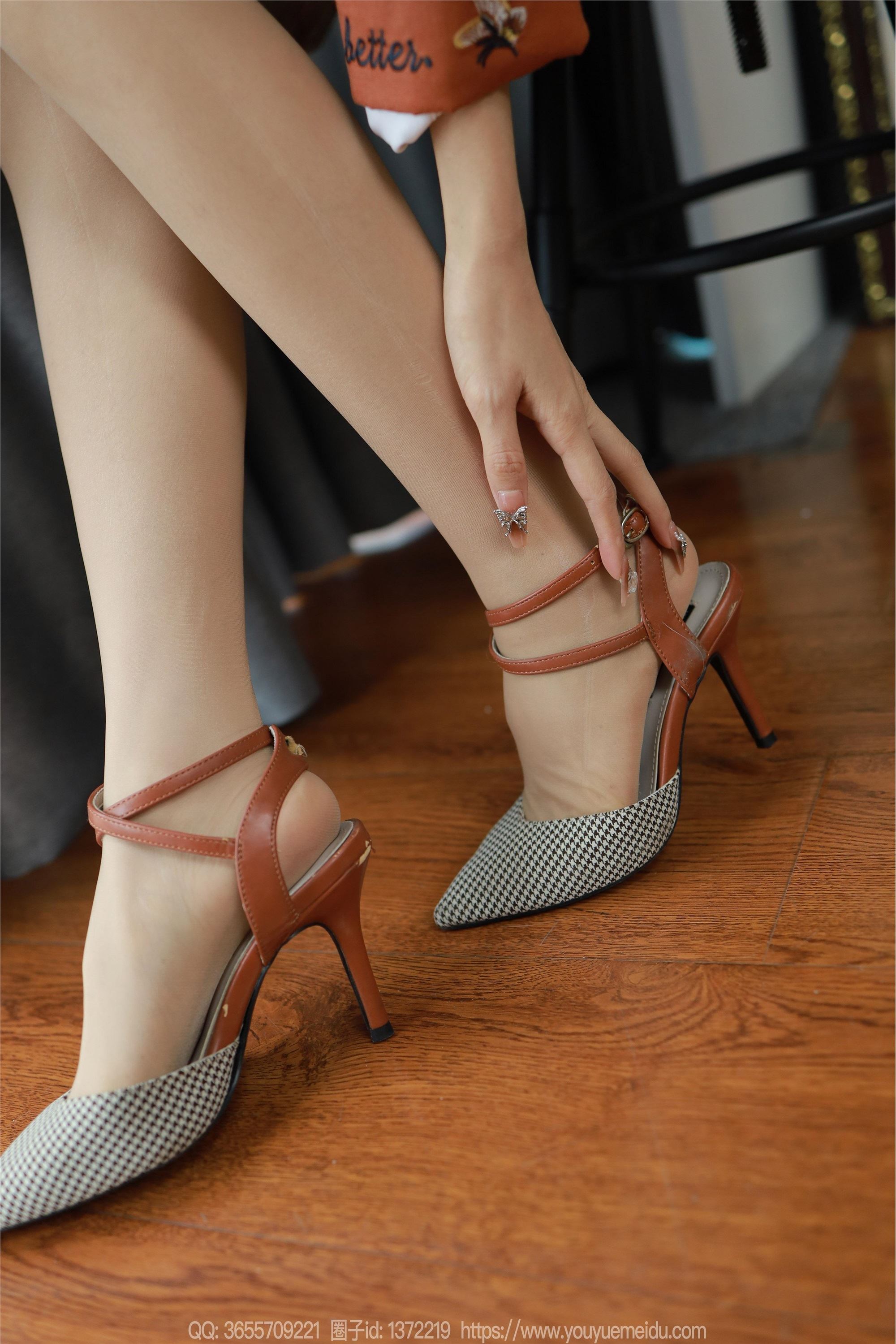 IESS异思趣向  2024.02.13 丝享家 1663 美子《闪亮美甲》